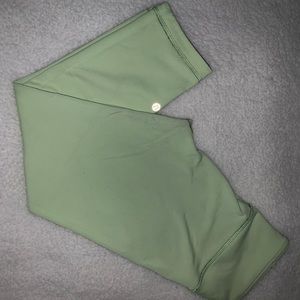 REVERSIBLE cropped lululemon